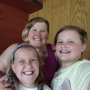 Meet your Posher, Becky